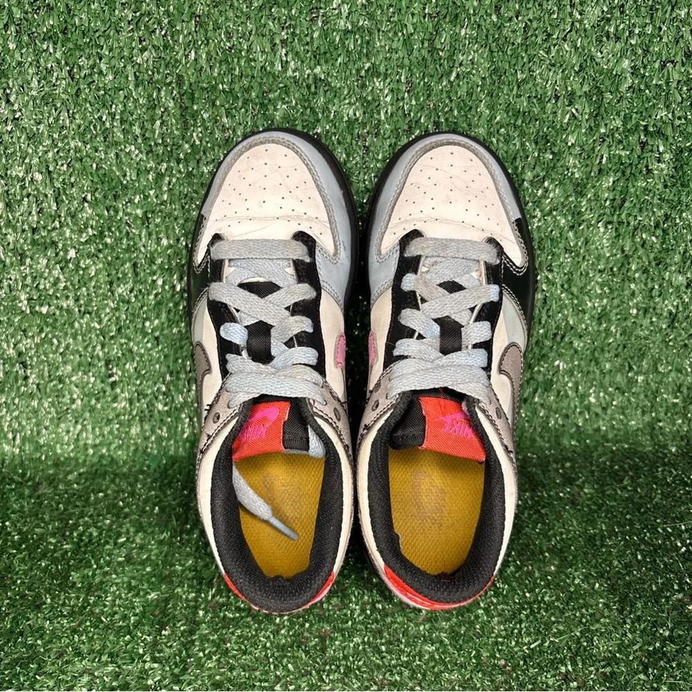 Nike‎ Dunk Low SE 